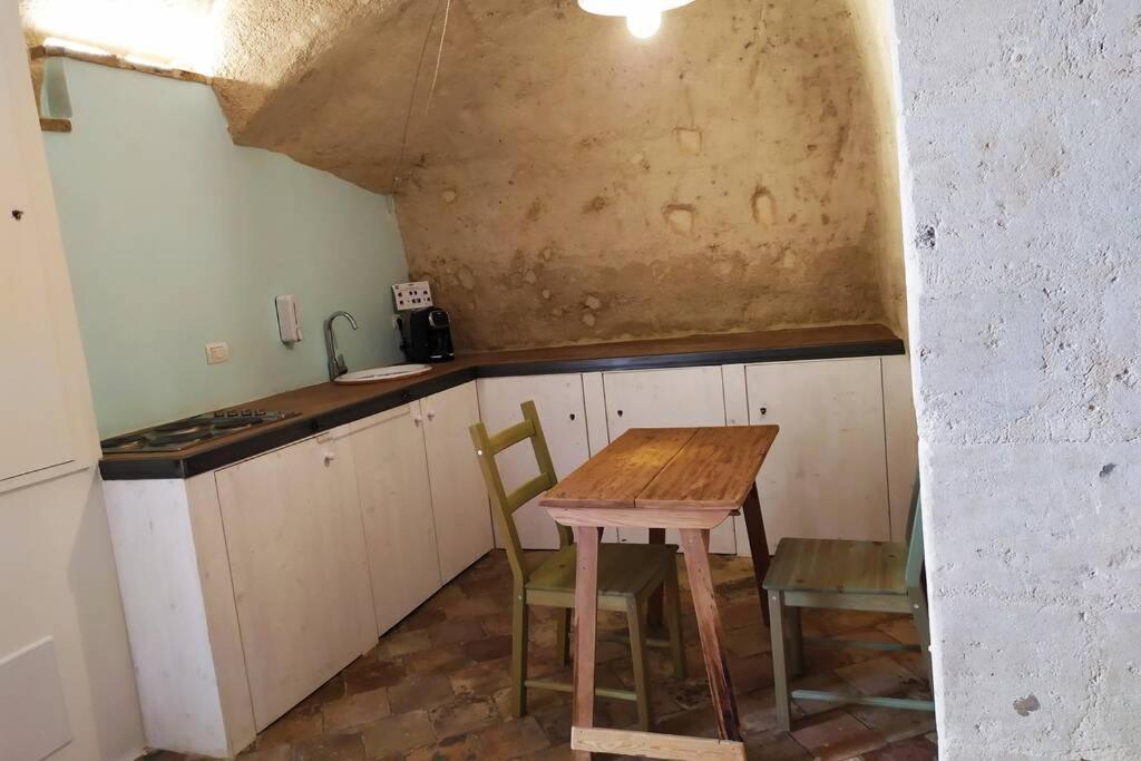 Fornaci 46 Sassi Con Idromassaggio Villa Matera Eksteriør billede