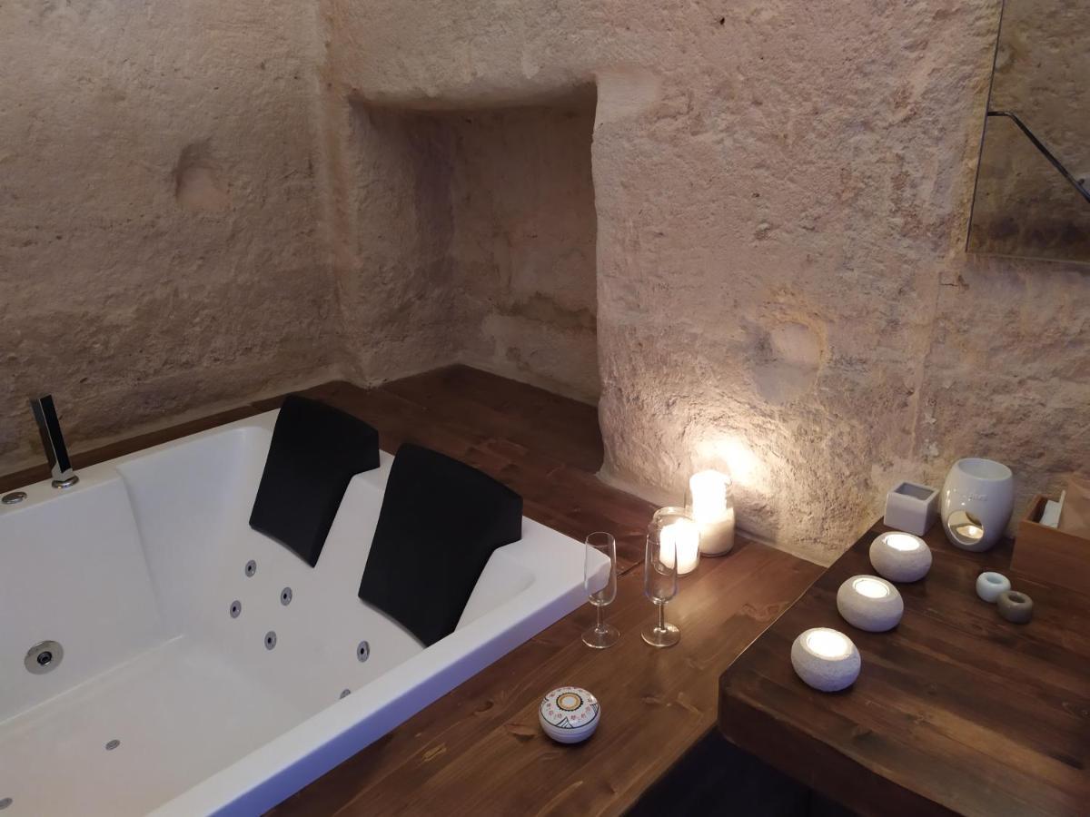 Fornaci 46 Sassi Con Idromassaggio Villa Matera Eksteriør billede